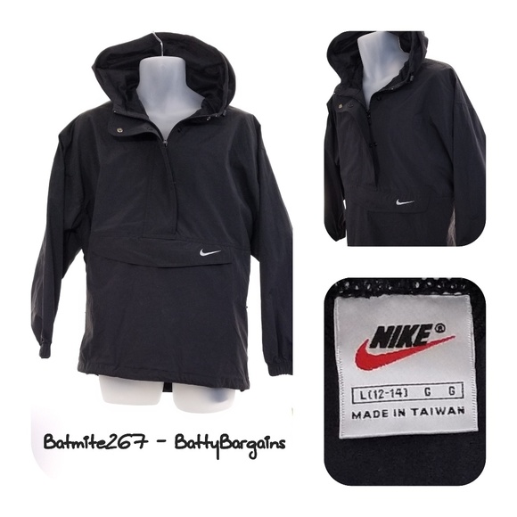 nike pouch jacket